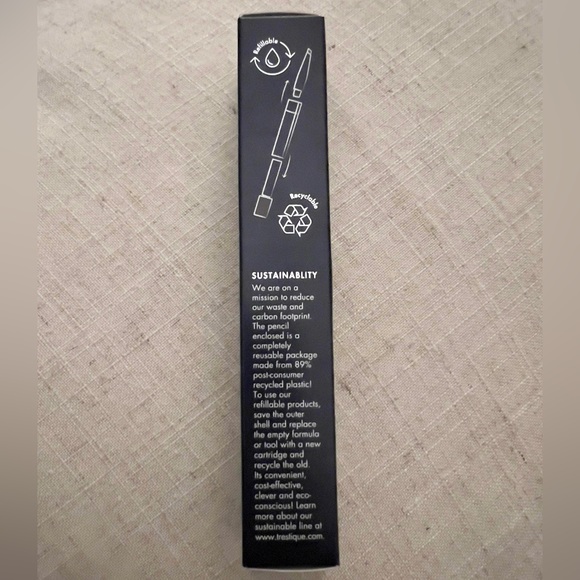 2 in 1 Brow Pencil + Brow Gel - Picture 3 of 5